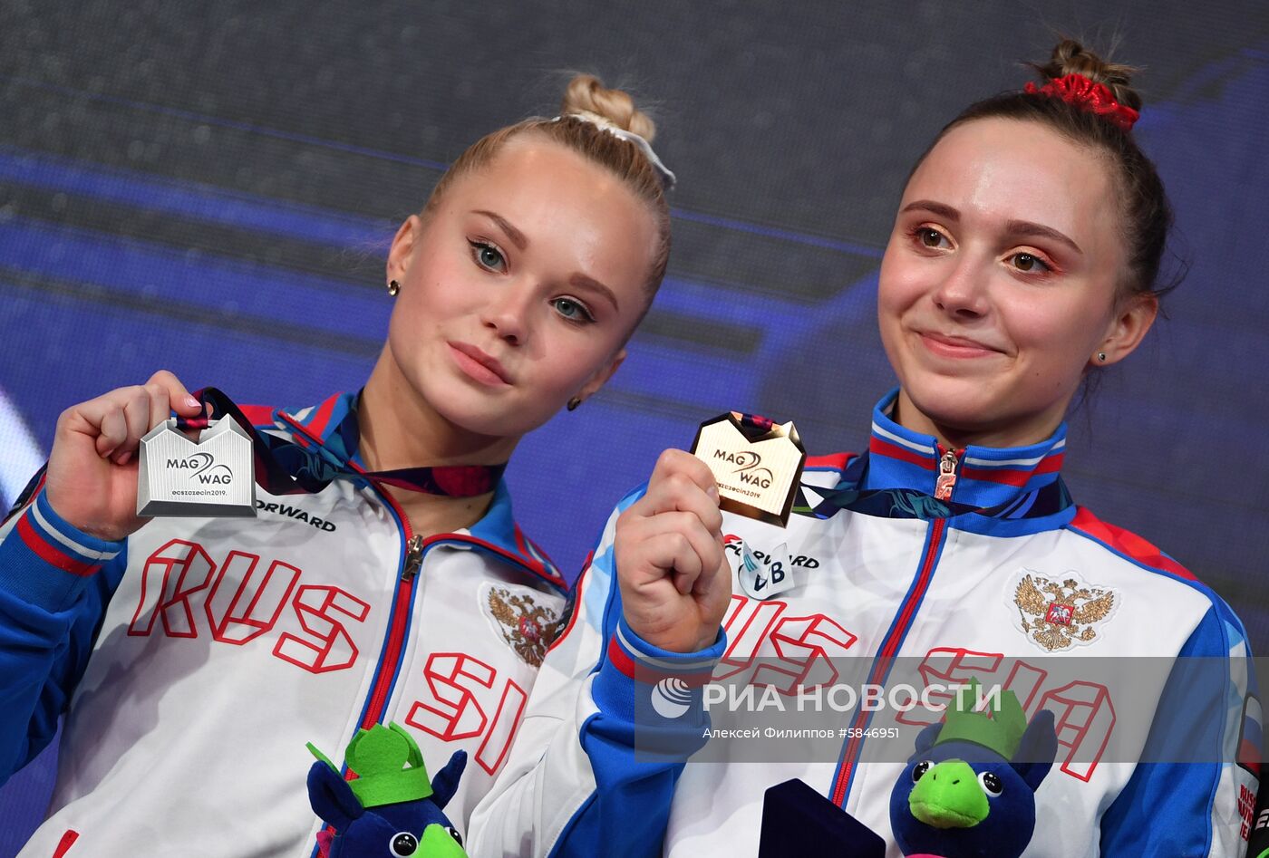 Церемония награждения призеров чемпионата Европы по спортивной гимнастике в Польше