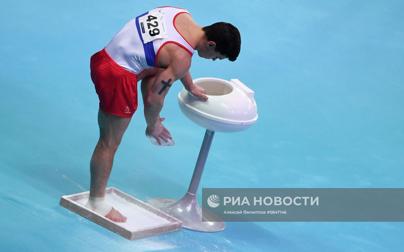 Спортивная гимнастика. Чемпионат Европы. Отдельные снаряды. Первый день