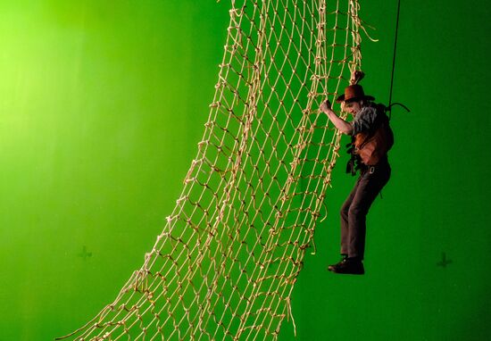 Подготовка каскадеров "Ленфильма" к участию в акции "Ночь музеев"