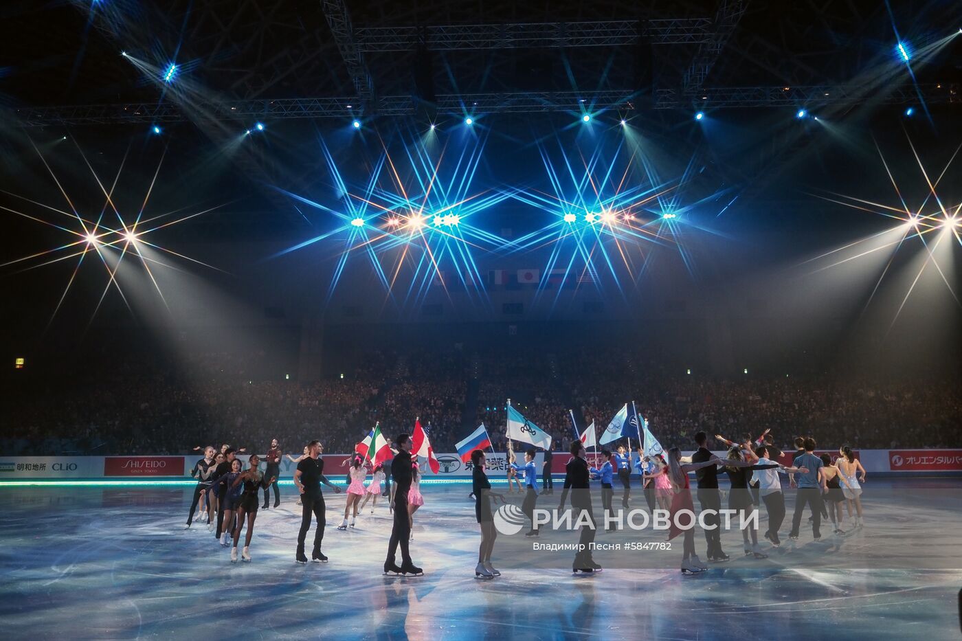 Фигурное катание. Командный чемпионат мира. Показательные выступления
