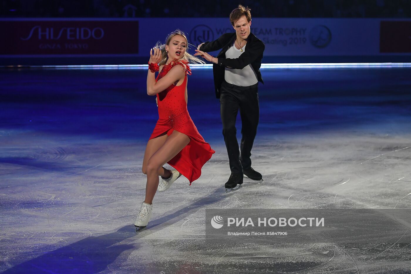 Фигурное катание. Командный чемпионат мира. Показательные выступления