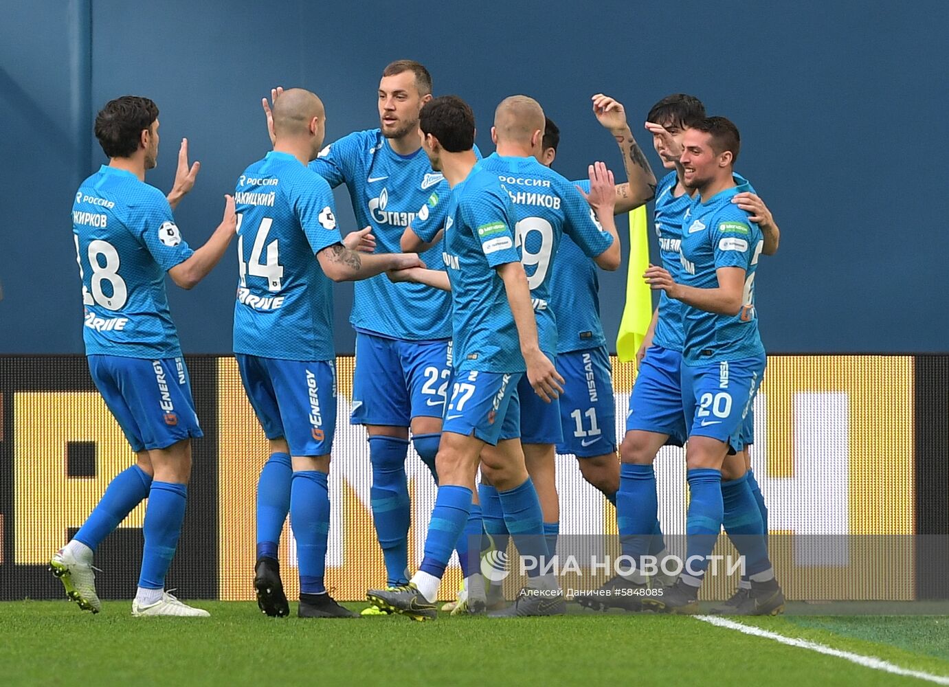 Футбол. РПЛ. Матч "Зенит" - "Анжи"