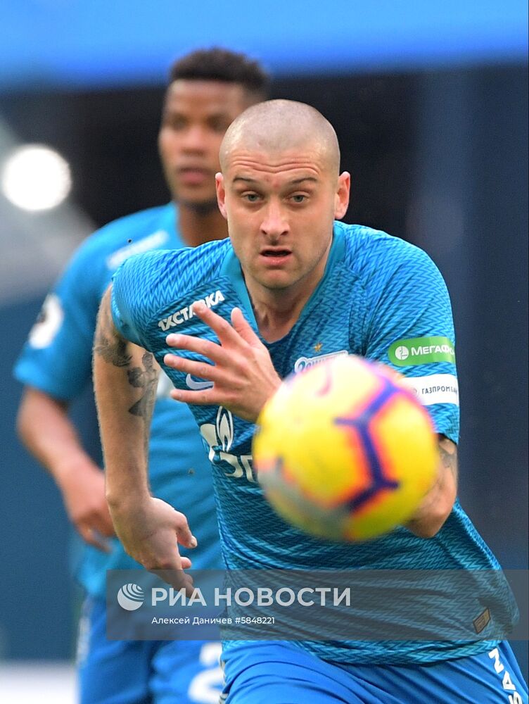 Футбол. РПЛ. Матч "Зенит" - "Анжи"