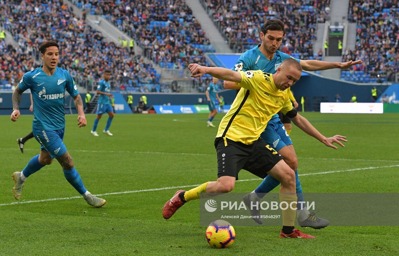 Футбол. РПЛ. Матч "Зенит" - "Анжи"