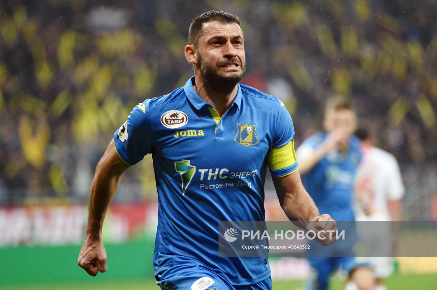 Футбол. РПЛ. Матч "Ростов" - "Спартак"