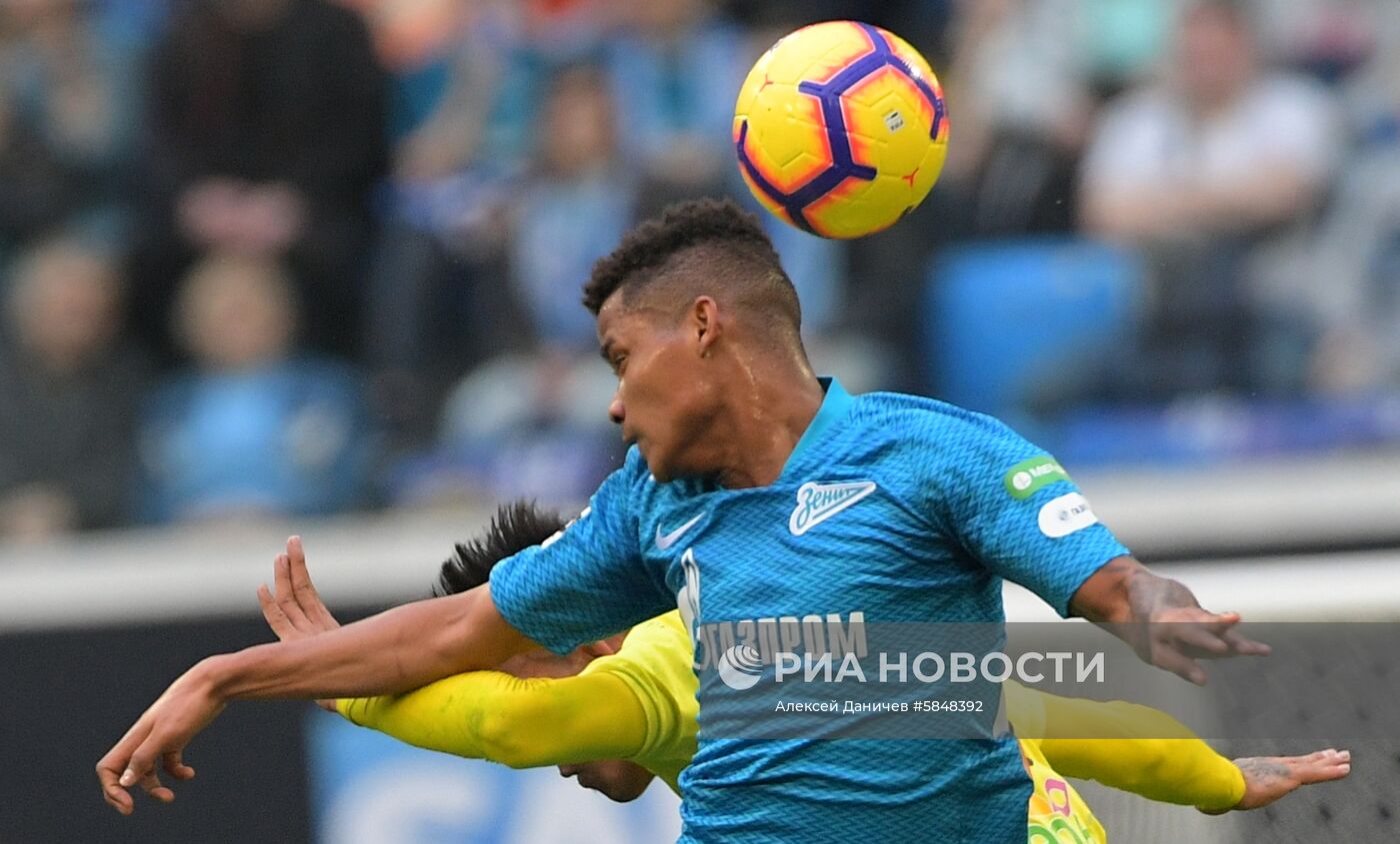 Футбол. РПЛ. Матч "Зенит" - "Анжи"