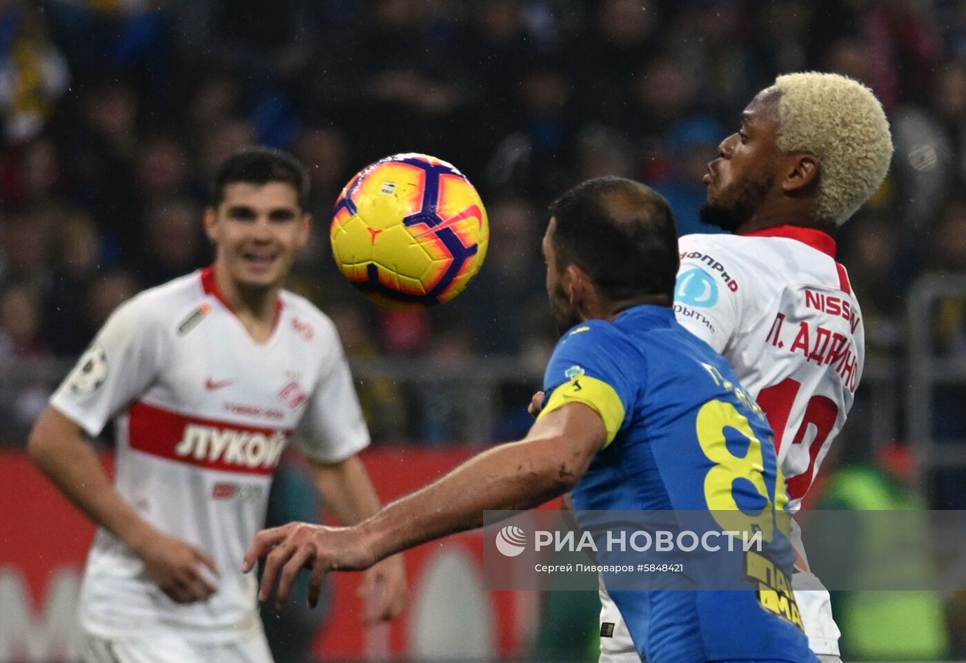 Футбол. РПЛ. Матч "Ростов" - "Спартак"