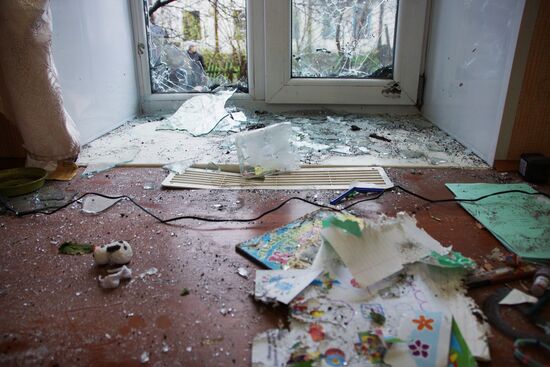 Последствия обстрела в Луганской области