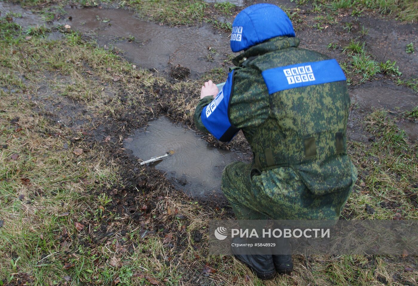 Последствия обстрела в Луганской области