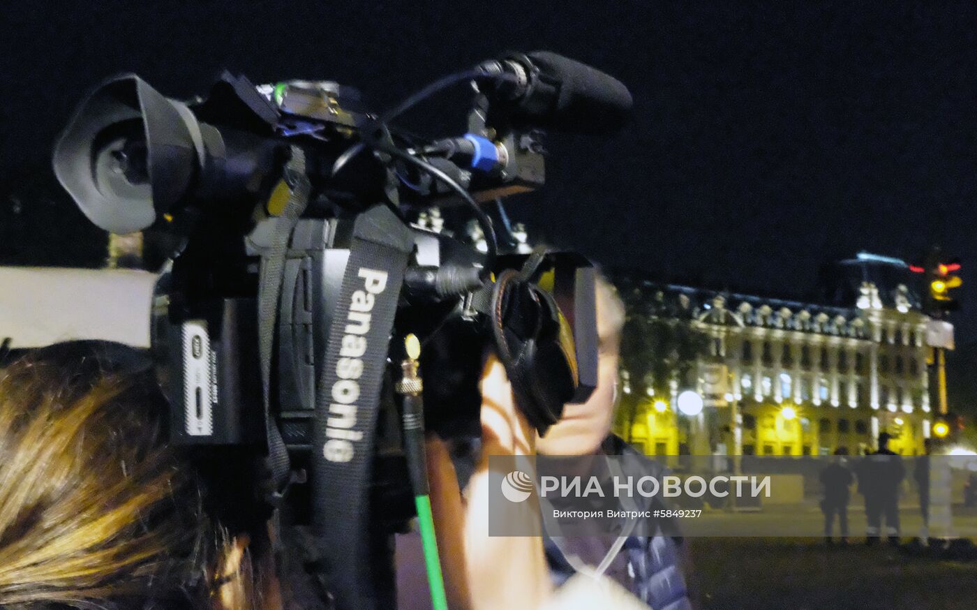 Пожар в соборе Парижской Богоматери