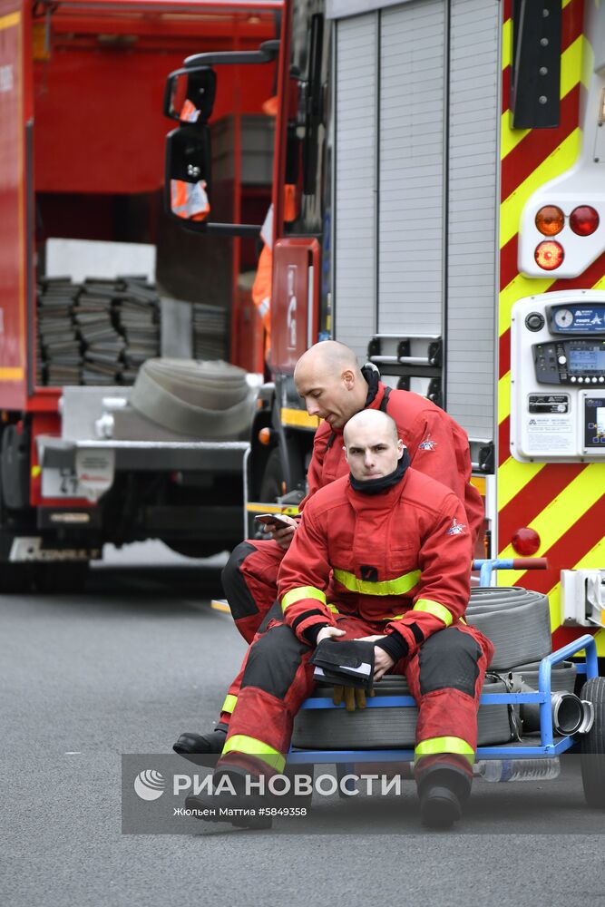Последствия пожара в соборе Парижской Богоматери