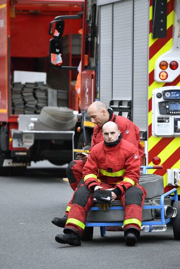 Последствия пожара в соборе Парижской Богоматери