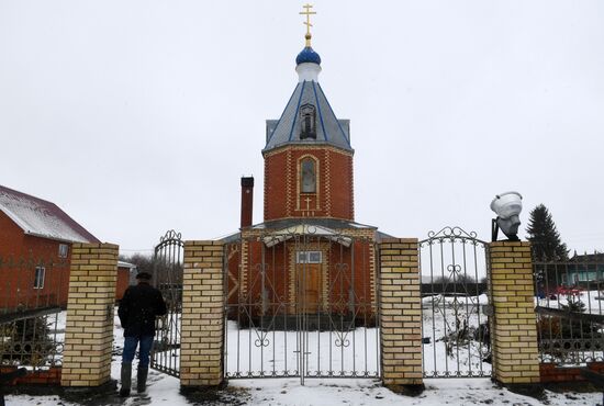 Деревня Аполлоновка в Омской области