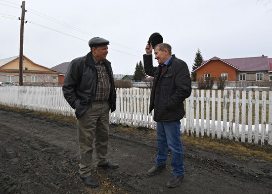 Деревня Аполлоновка в Омской области