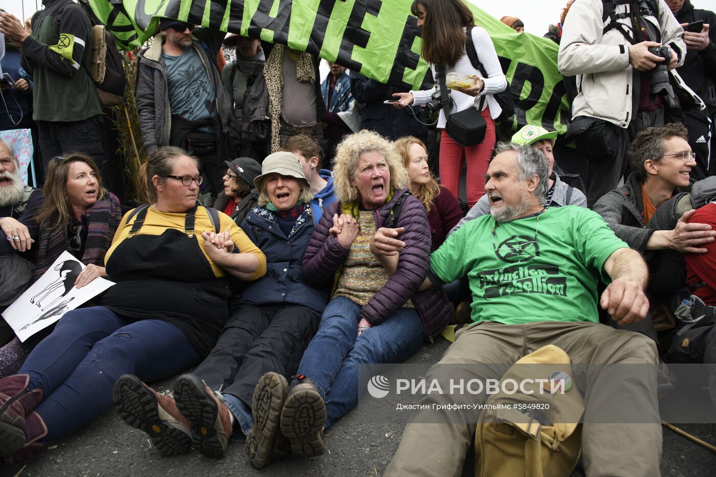 Акция в Лондоне против загрязнения окружающей среды