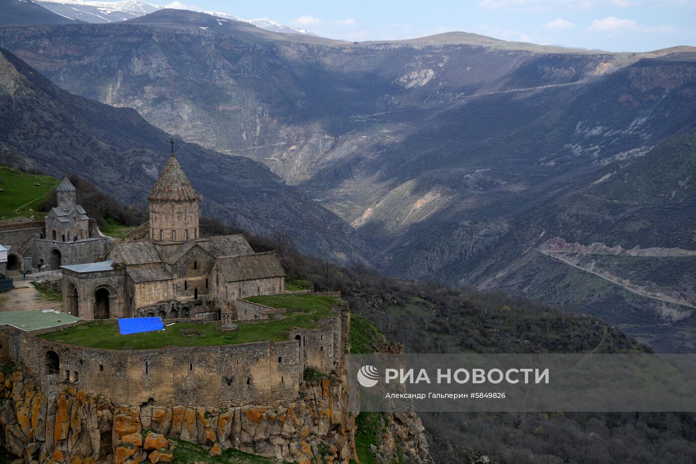 Страны мира. Армения