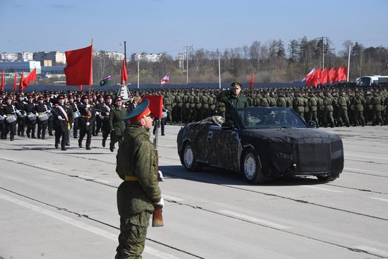 Репетиция парада Победы в Алабино 