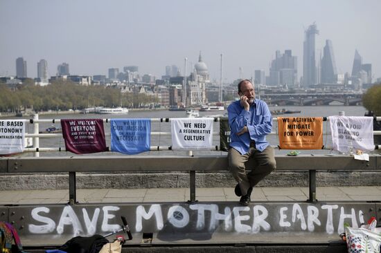 Акция противников загрязнения окружающей среды в Лондоне