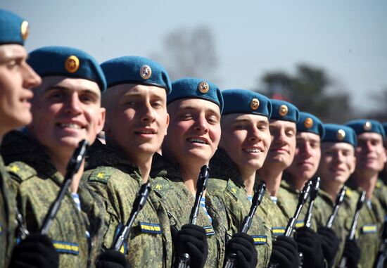 Репетиция парада Победы в Алабино 