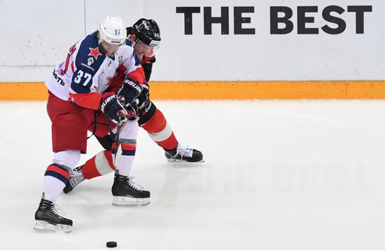 Хоккей. КХЛ. Матч "Авангард" - ЦСКА