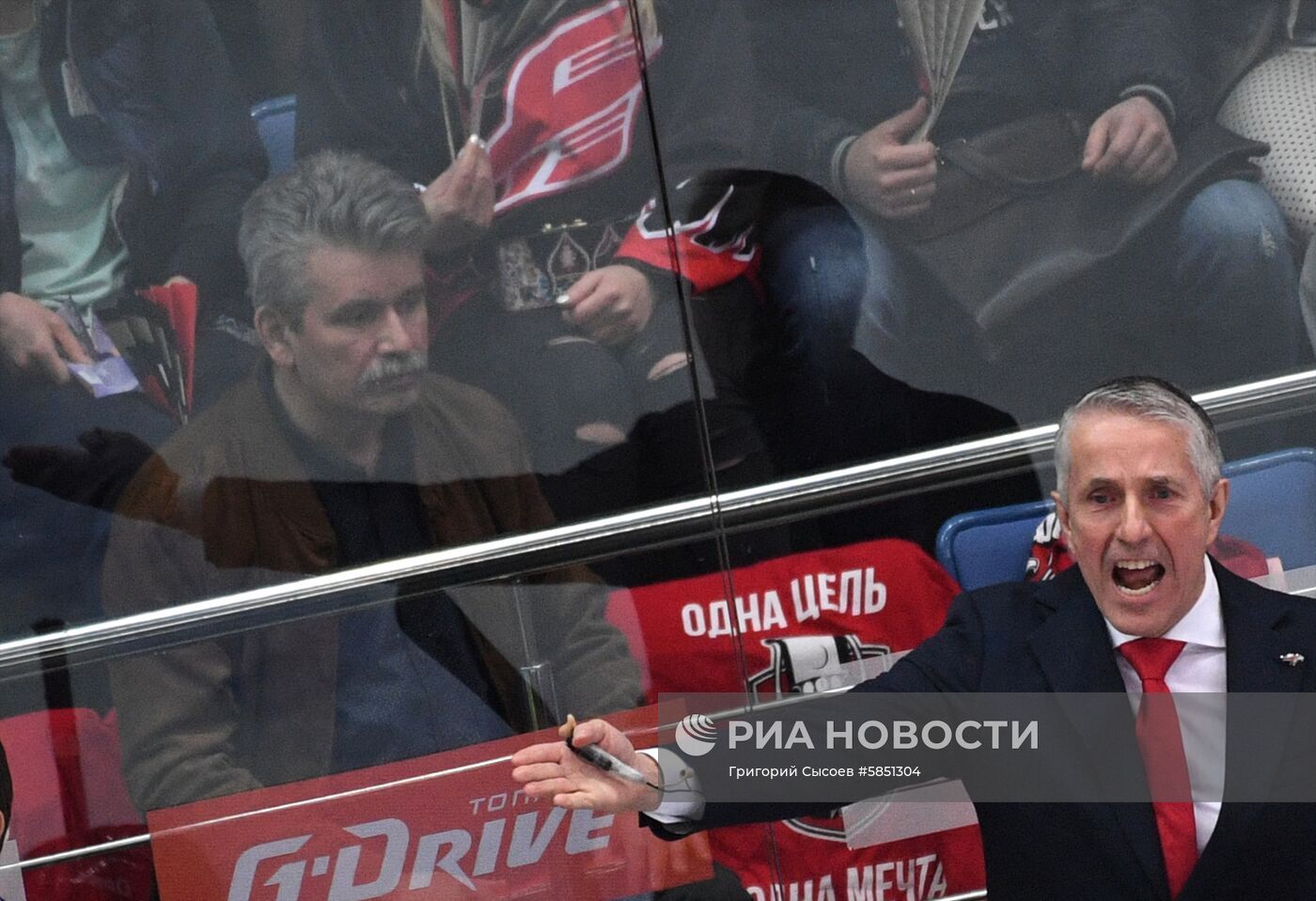 Хоккей. КХЛ. Матч "Авангард" - ЦСКА
