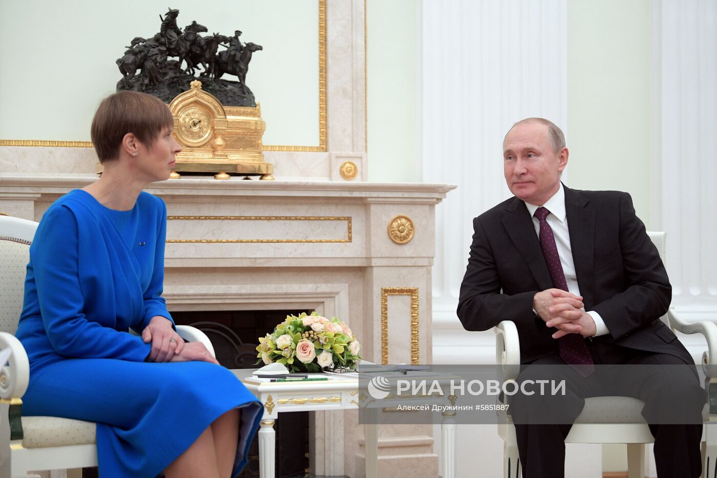 Президент РФ В. Путин встретился с президентом Эстонии К. Кальюлайд