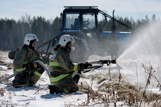 Противопожарные учения МЧС в регионах России