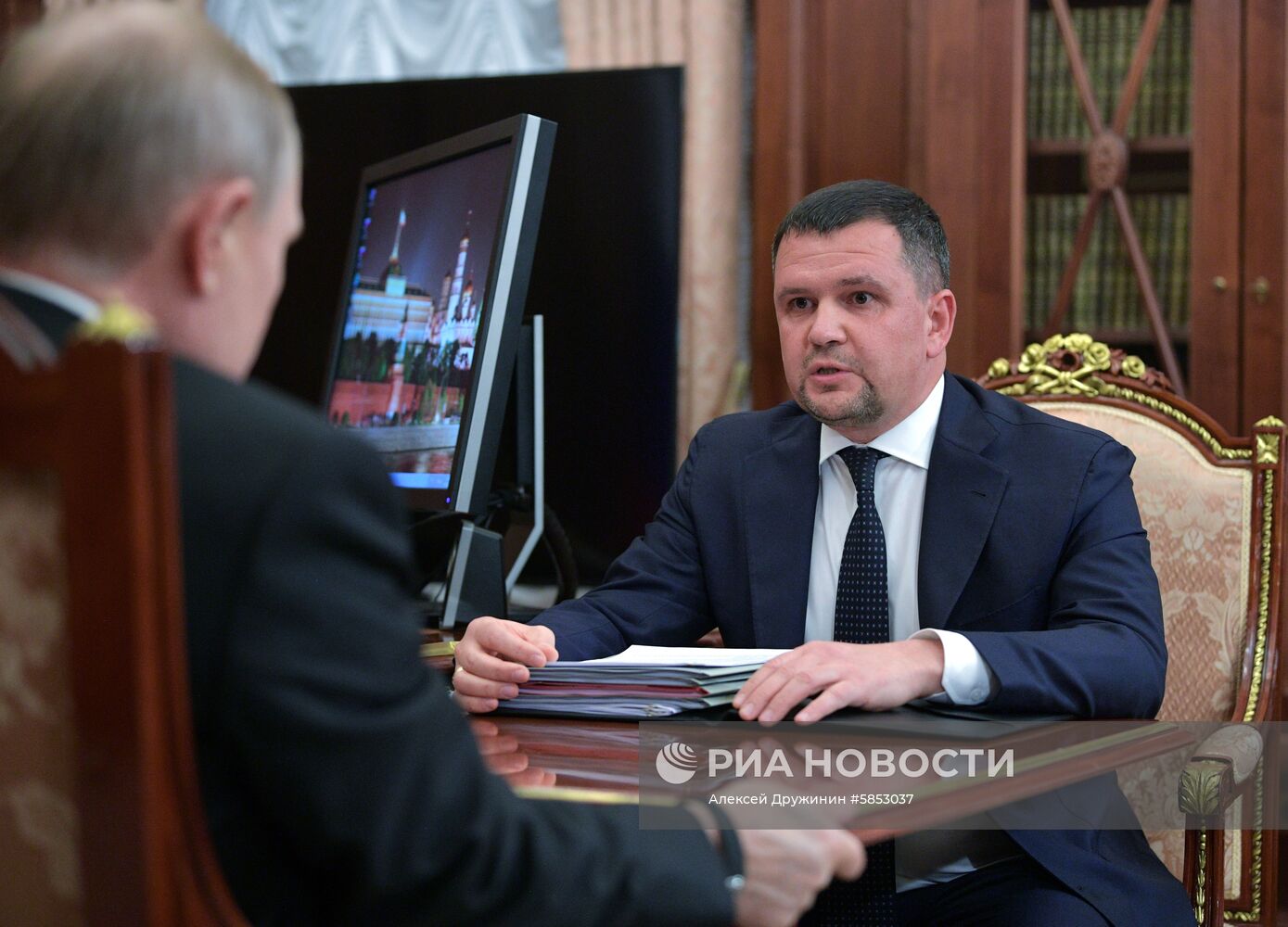 Президент РФ В. Путин встретился с вице-премьером РФ М. Акимовым