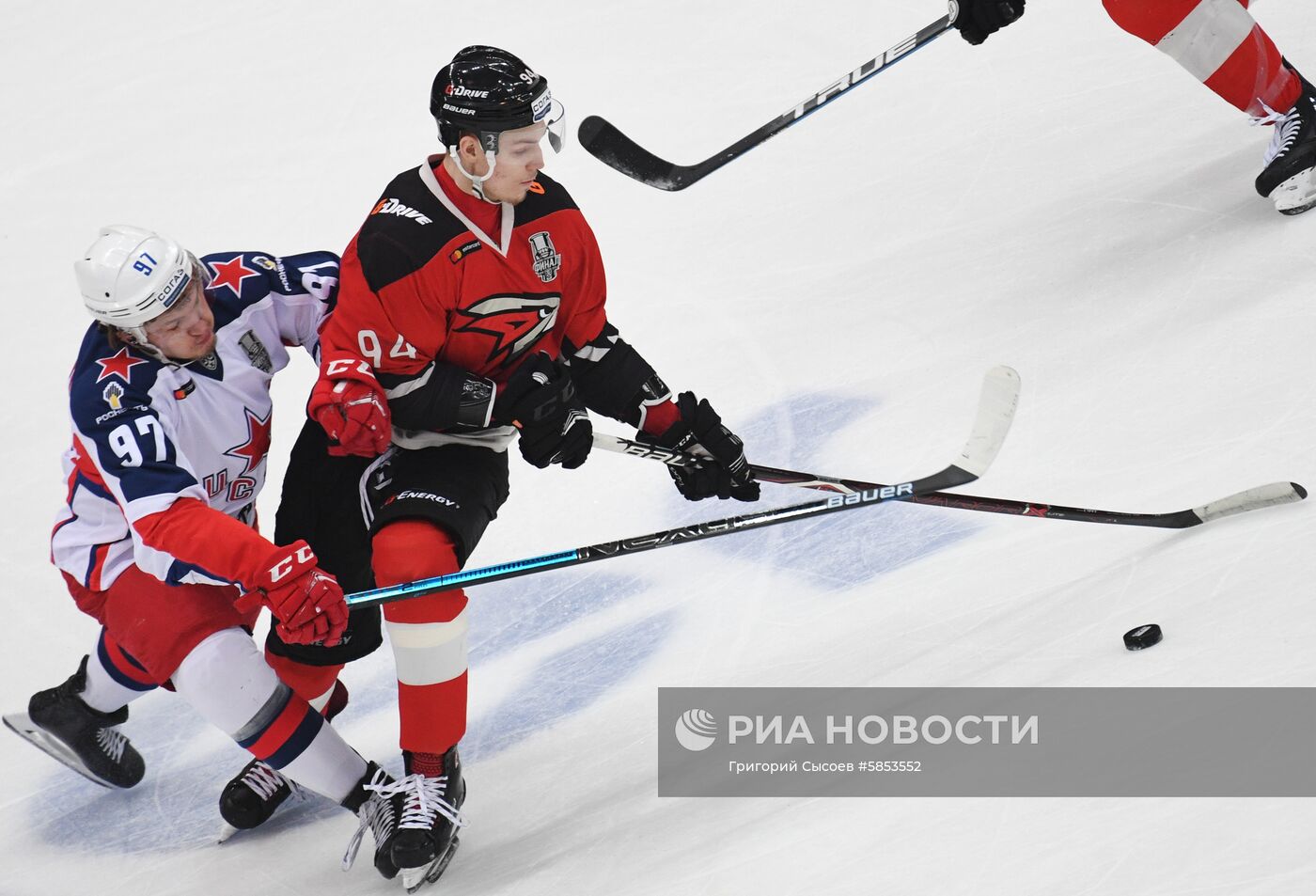 Хоккей. КХЛ. Матч "Авангард" - ЦСКА