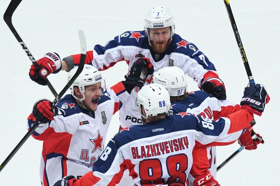 Хоккей. КХЛ. Матч "Авангард" - ЦСКА