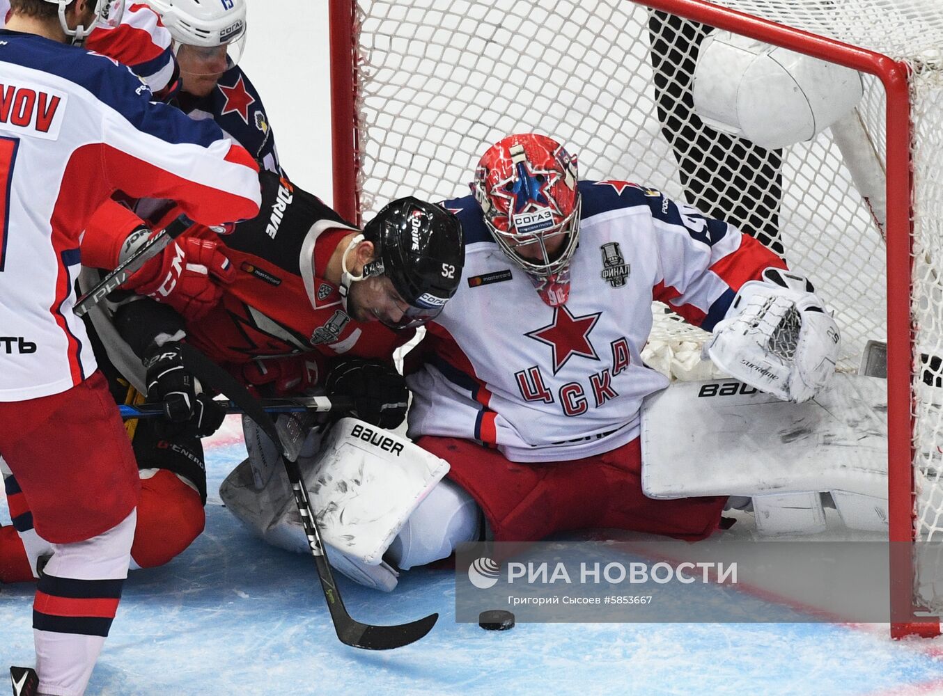 Хоккей. КХЛ. Матч "Авангард" - ЦСКА