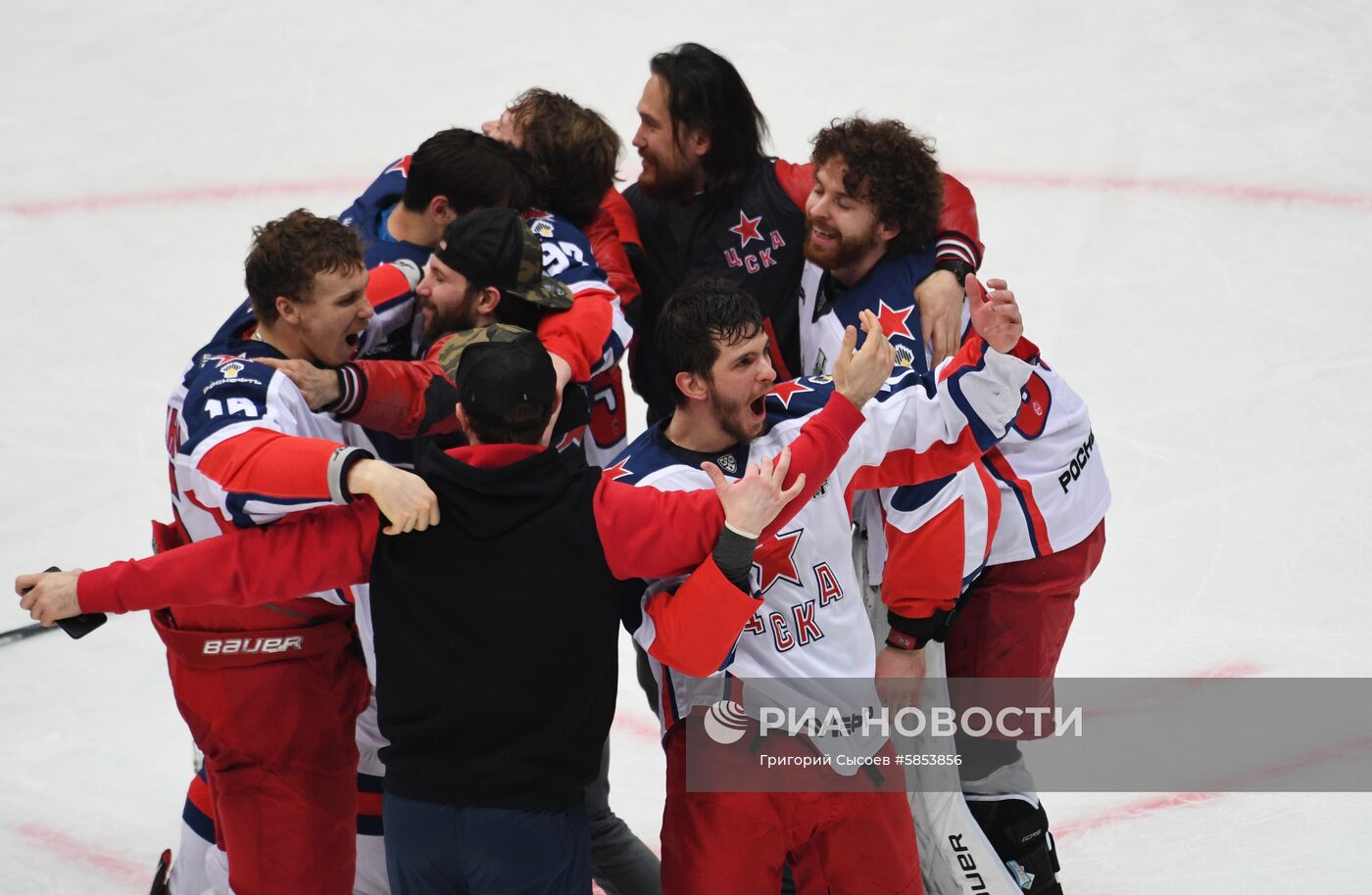 Хоккей. КХЛ. Матч "Авангард" - ЦСКА