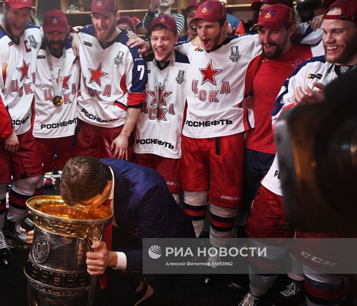 Хоккей. КХЛ. Матч "Авангард" - ЦСКА