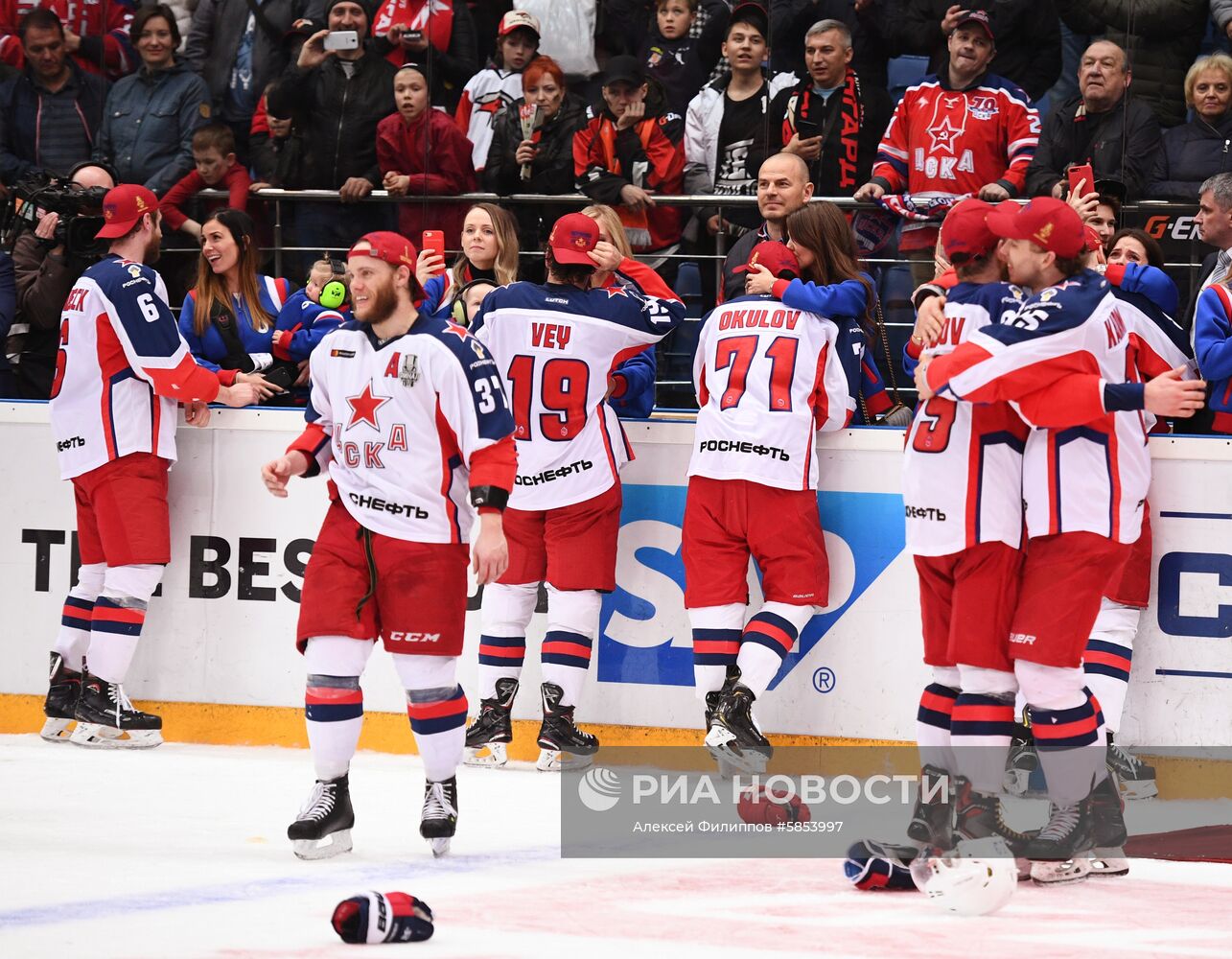 Хоккей. КХЛ. Матч "Авангард" - ЦСКА