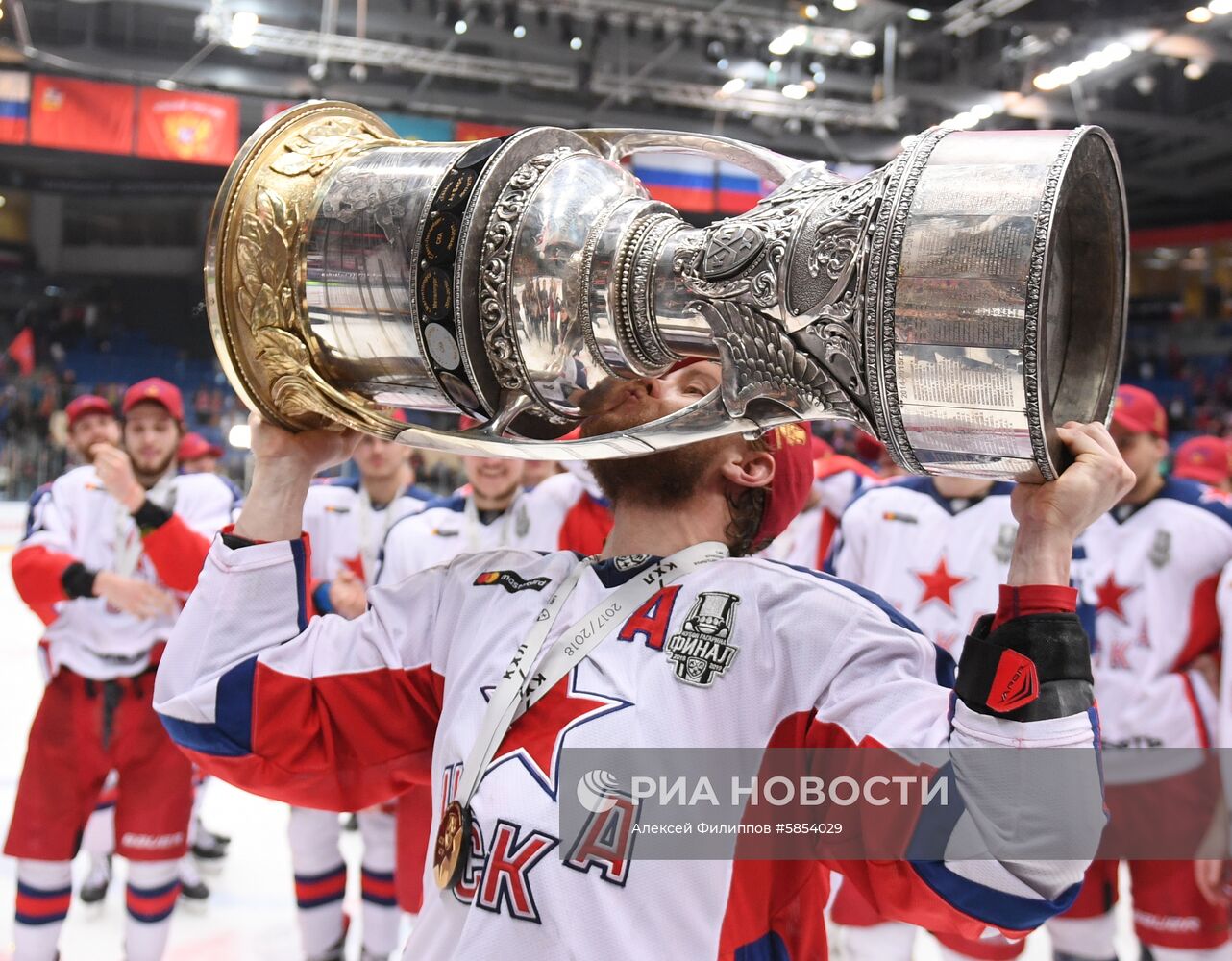 Хоккей. КХЛ. Матч "Авангард" - ЦСКА