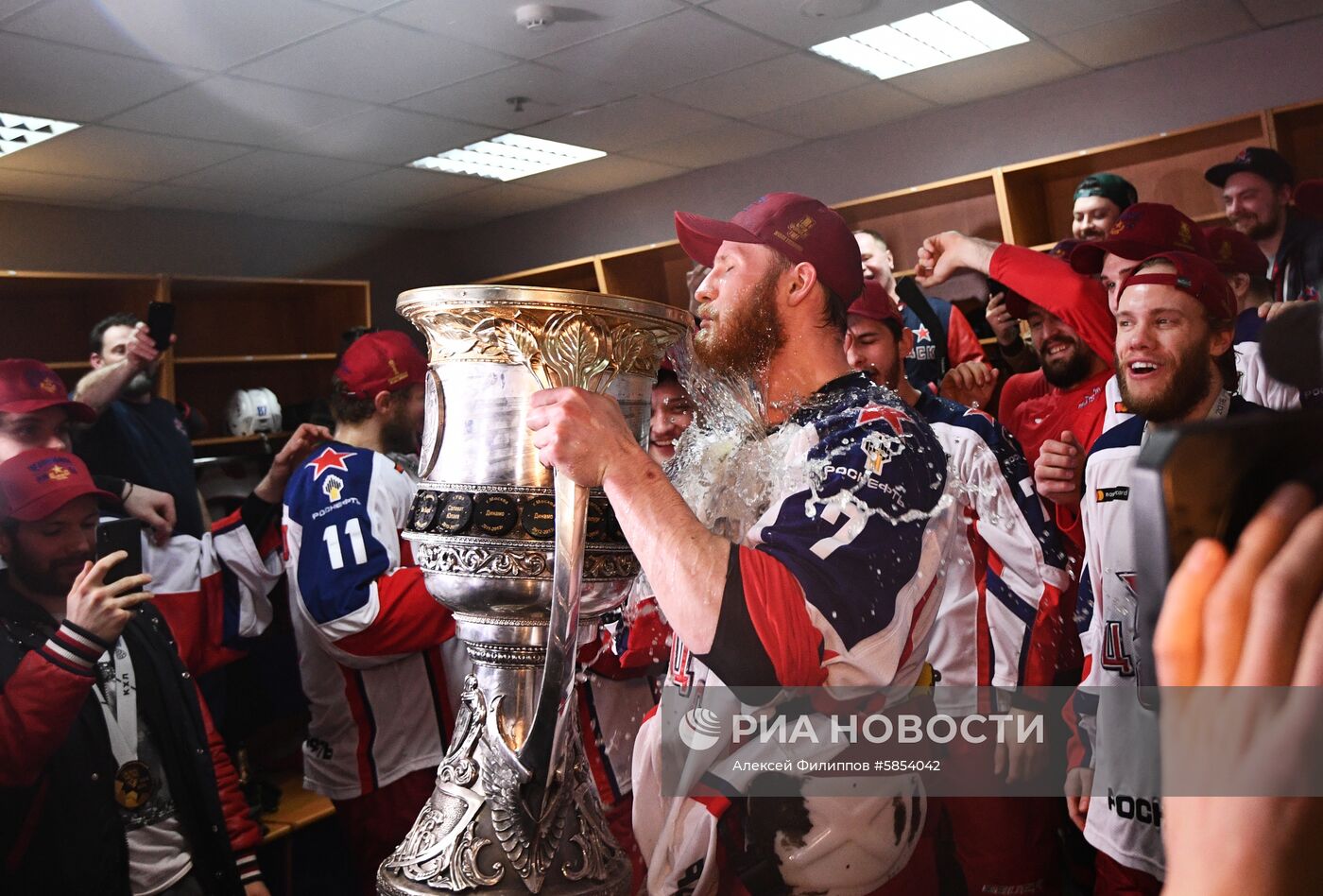 Хоккей. КХЛ. Матч "Авангард" - ЦСКА