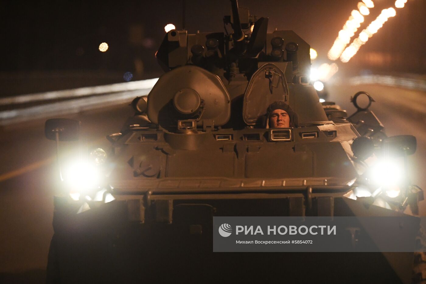 Передислокация военной техники в Москву для участия в параде Победы