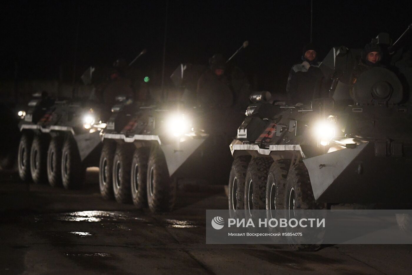 Передислокация военной техники в Москву для участия в параде Победы