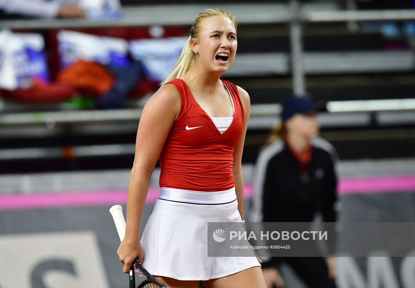 Теннис. Кубок Федерации. Матч Россия - Италия. Первый день