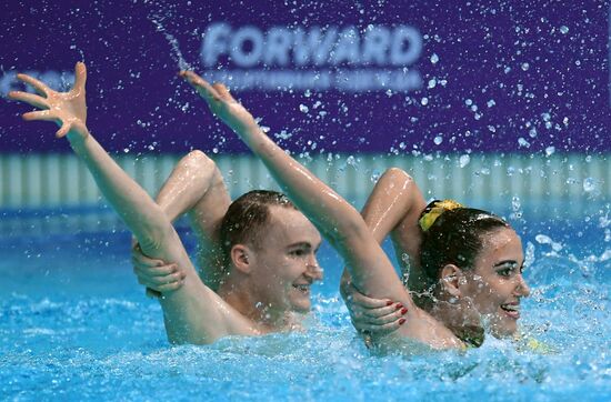 Синхронное плавание. Третий этап Мировой серии. Смешанный дуэт. Произвольная программа