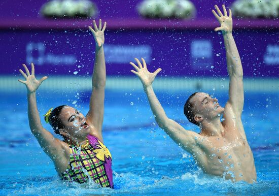 Синхронное плавание. Третий этап Мировой серии. Смешанный дуэт. Произвольная программа