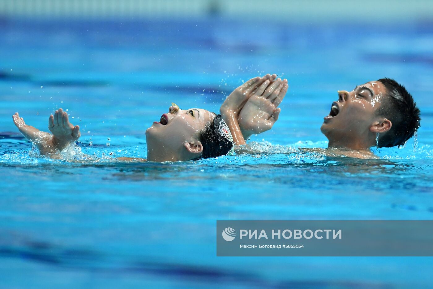 Синхронное плавание. Третий этап Мировой серии. Смешанный дуэт. Произвольная программа