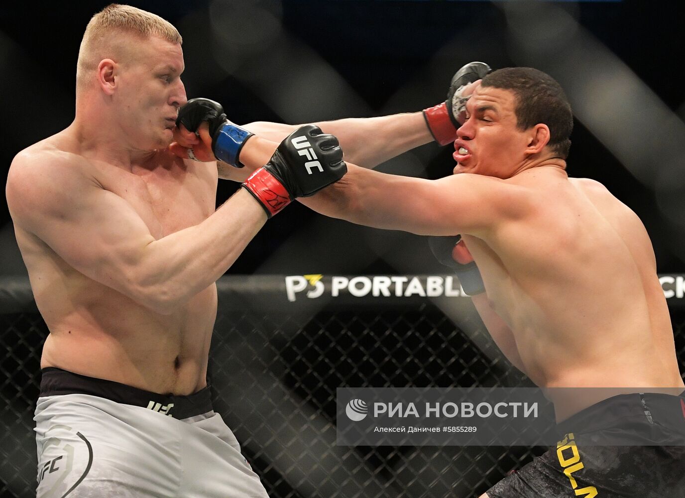 UFC Fight Night в Санкт-Петербурге