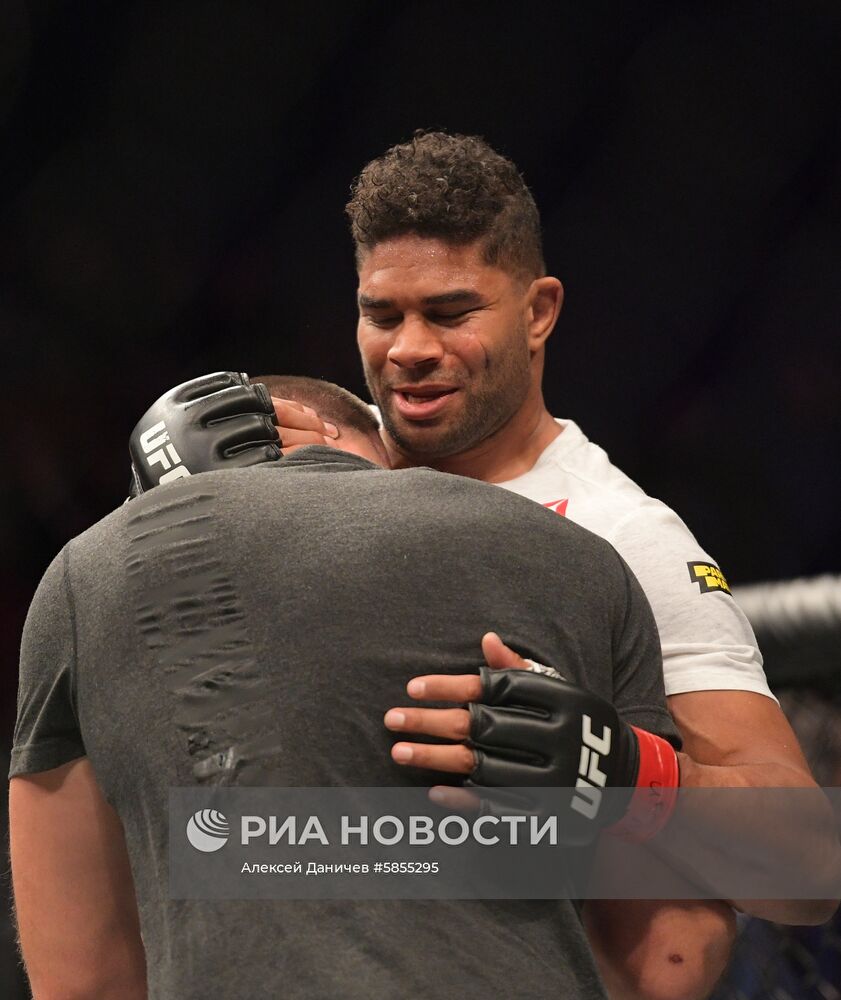 UFC Fight Night в Санкт-Петербурге