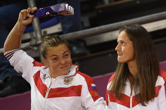 Теннис. Кубок Федерации. Матч Россия - Италия. Второй день