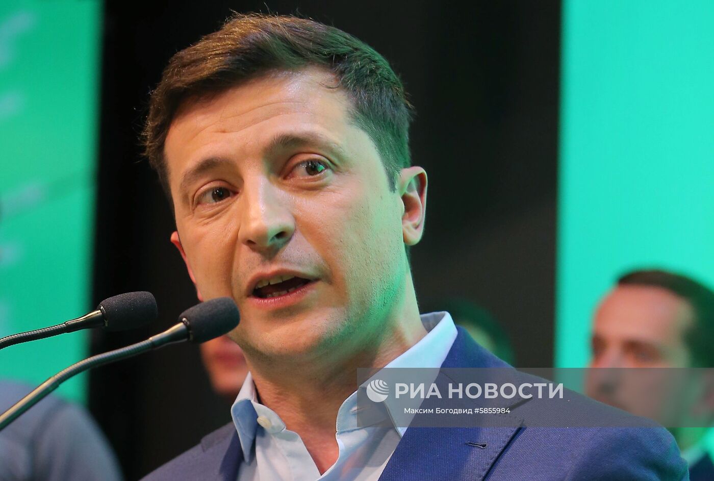 Брифинг В. Зеленского после оглашения предварительных итогов голосования