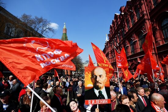 Возложение венков и цветов к Мавзолею В.И. Ленина 