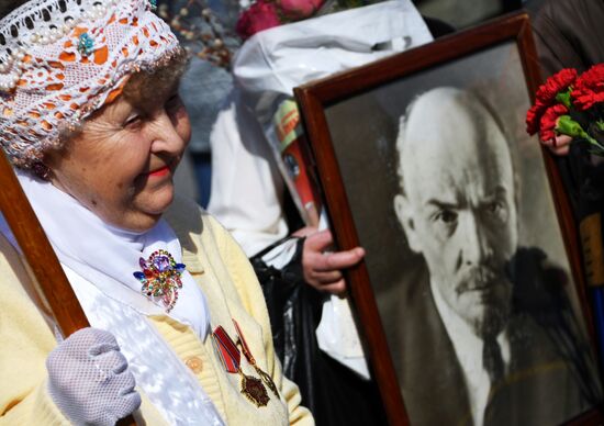 Возложение венков и цветов к Мавзолею В.И. Ленина 