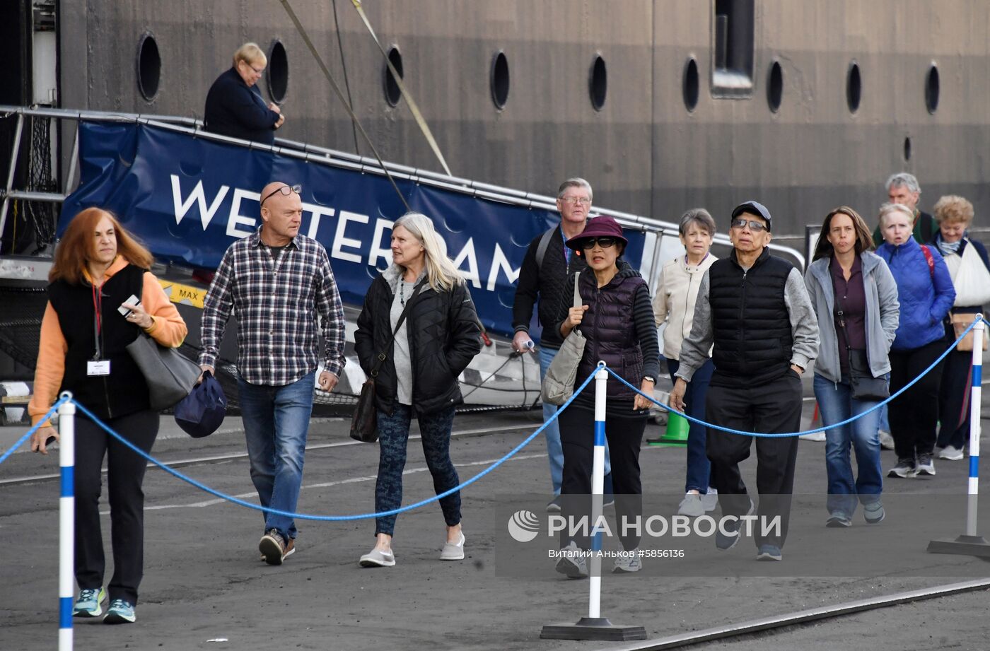 Прибытие круизных лайнеров Costa neoRomantica и Westerdam в порт Владивостока