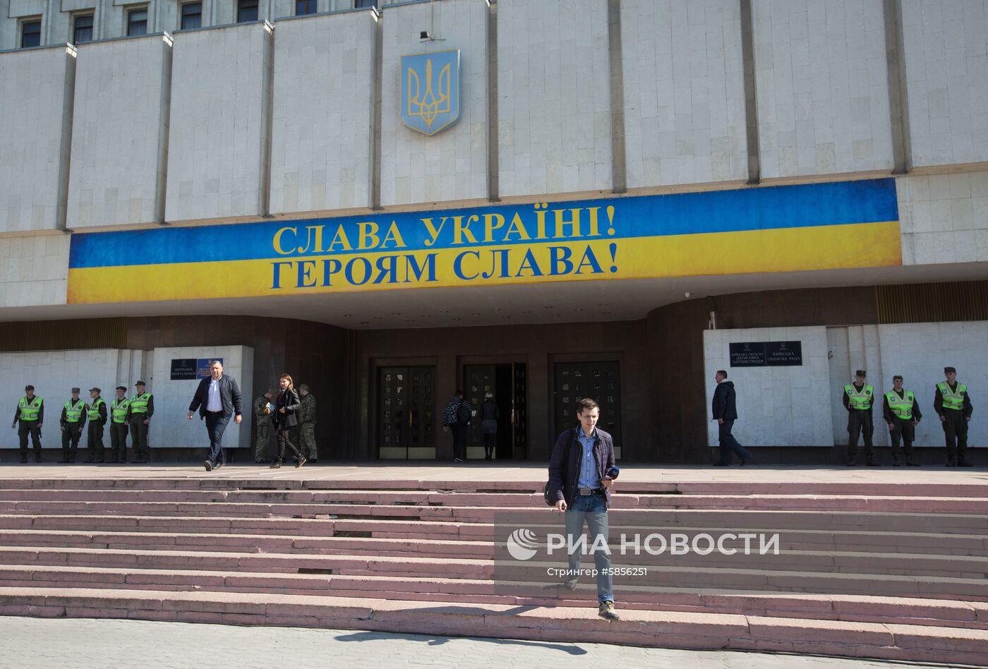 Брифинг главы ЦИК Украины по результатам выборов